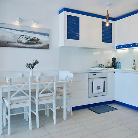 Sirena Seaview - Free Parking