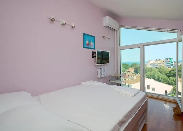 Sirena Seaview - Free Parking Apartment
